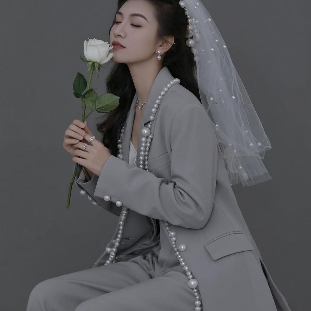 77呀