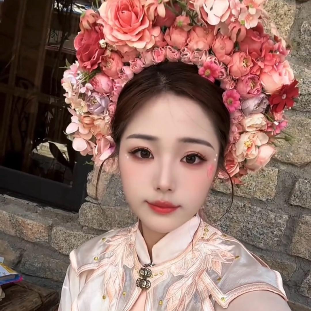 小宋在收废品．