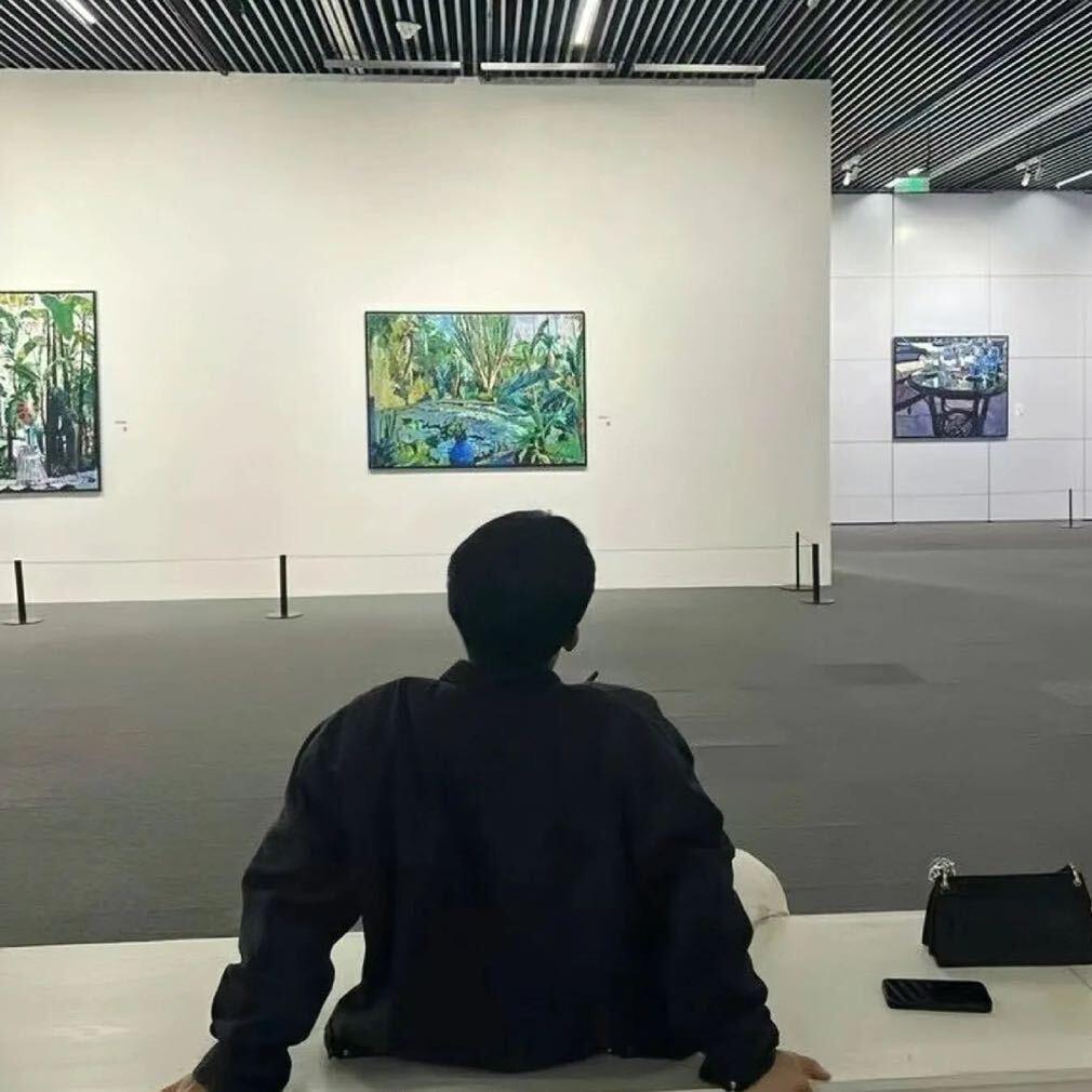 12点就得睡觉要不然第二天太困了起不来