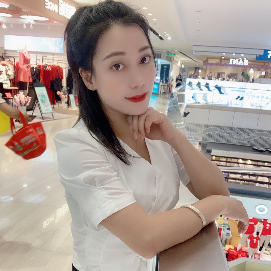 乐瑶Van