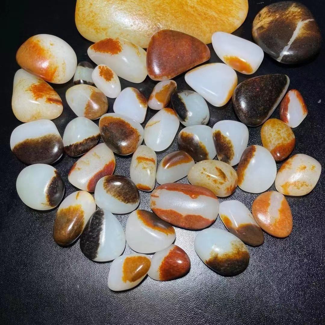 有缘相玉