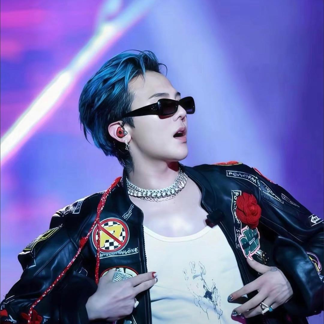 Ｖ