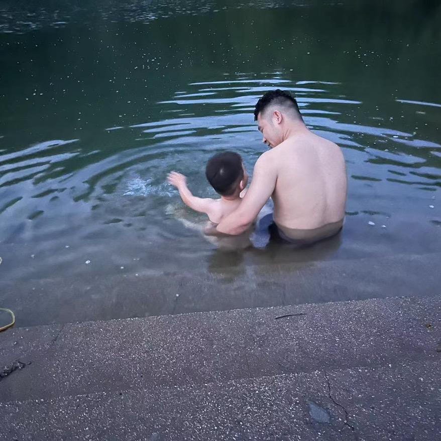 大伟哥哥