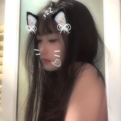 愛吃 秋刀鱼的 点点，