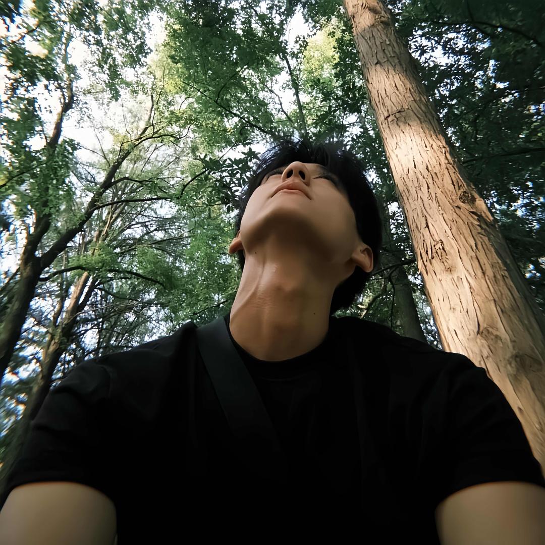 爱喝梁白开🍃