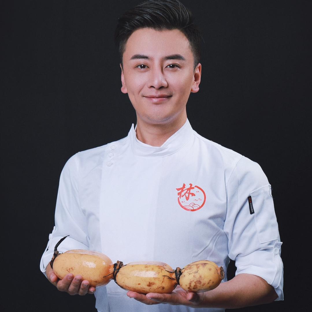 林哥炒菜很美味