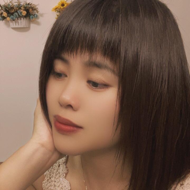 小酒窝妮妮