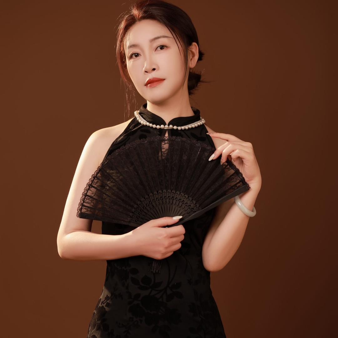 胡贝儿形体礼仪雨珊老师