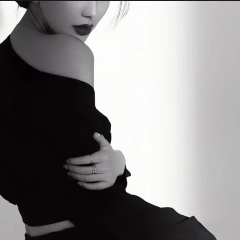 L .