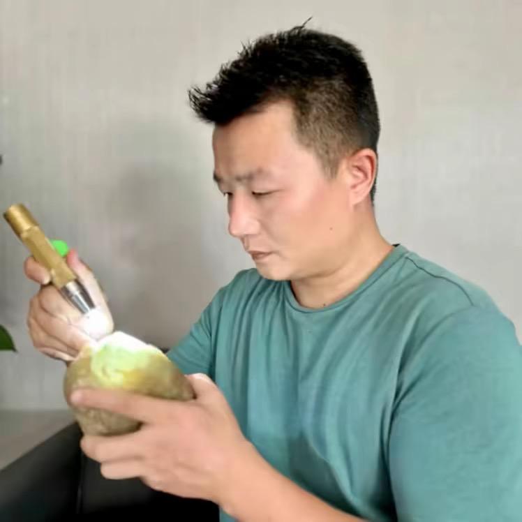 刘一针翡翠