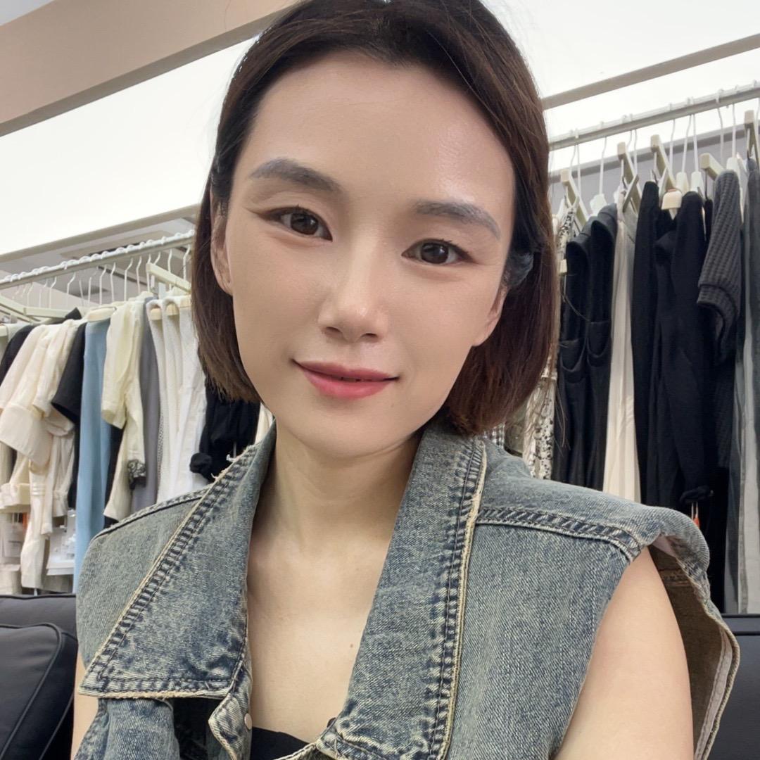 杭州市拱墅濮涵玖玥服饰婷