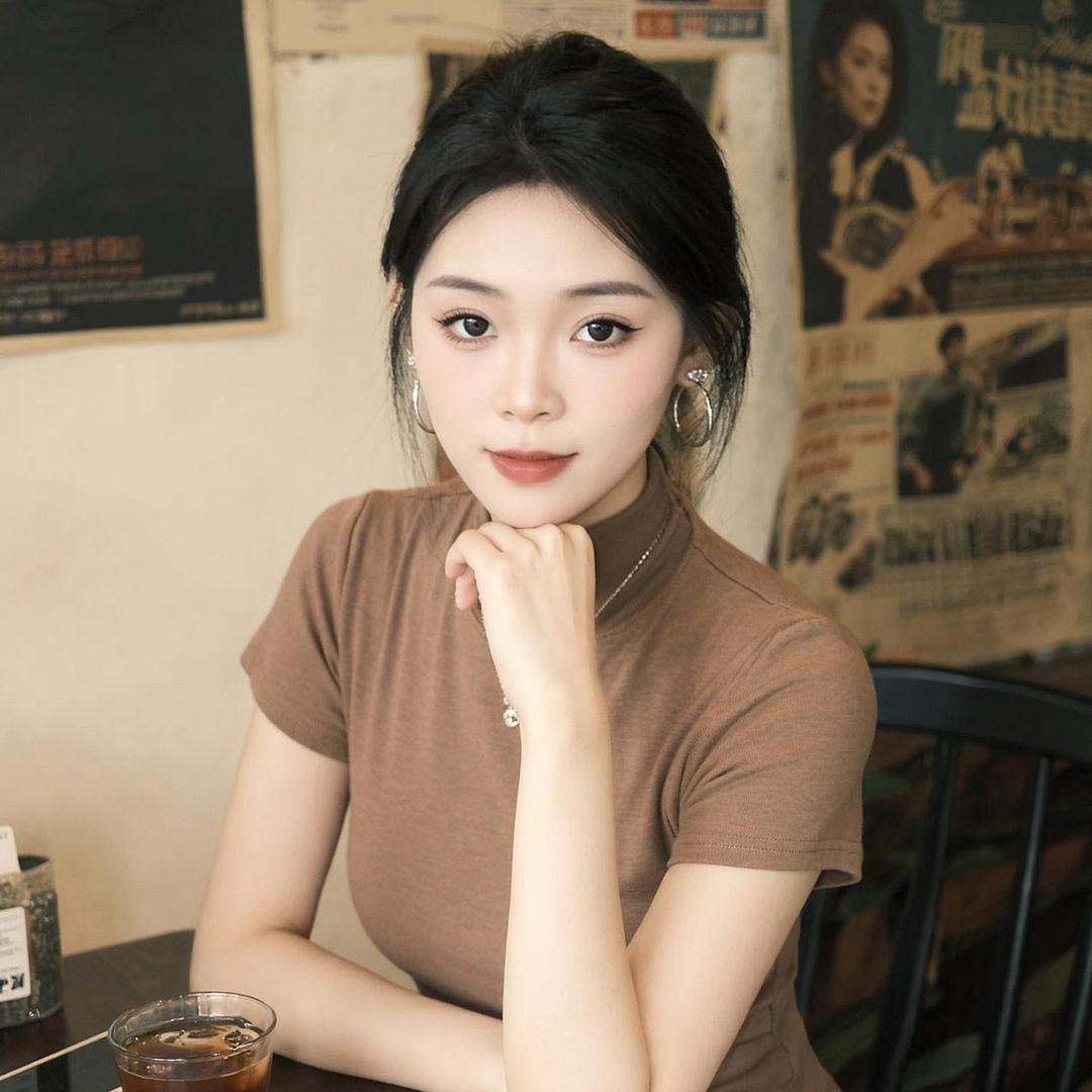 爱唱歌的虎牙妹🍻