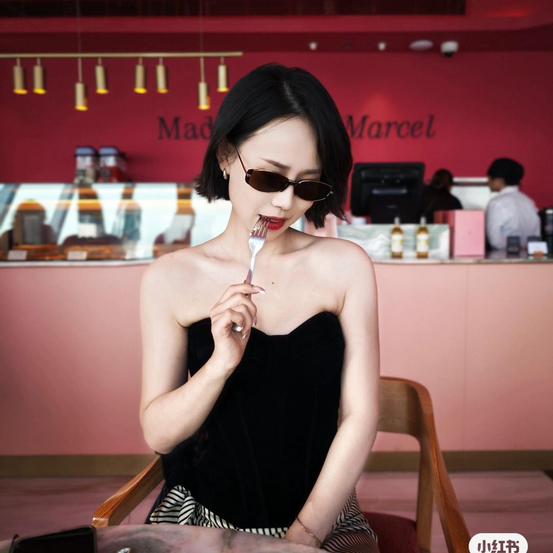 节衣缩食的一一妈