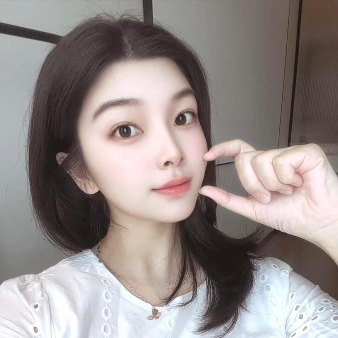 高调的，沉默