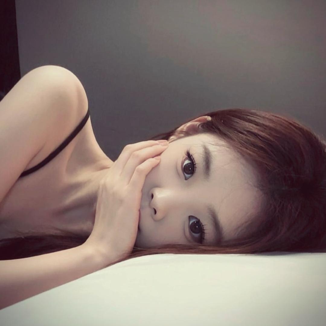 HYS.