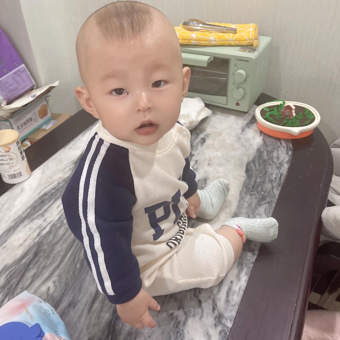 小沐沐。橱窗营业中。