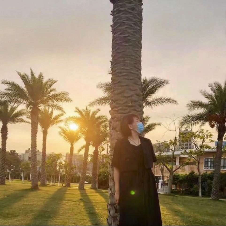 樊文花东方冷库店店长🌈哎哟哟∗̥ ☁️