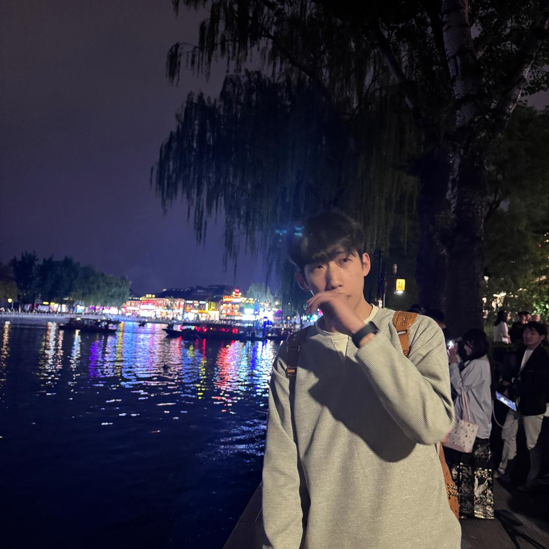 杨百川.