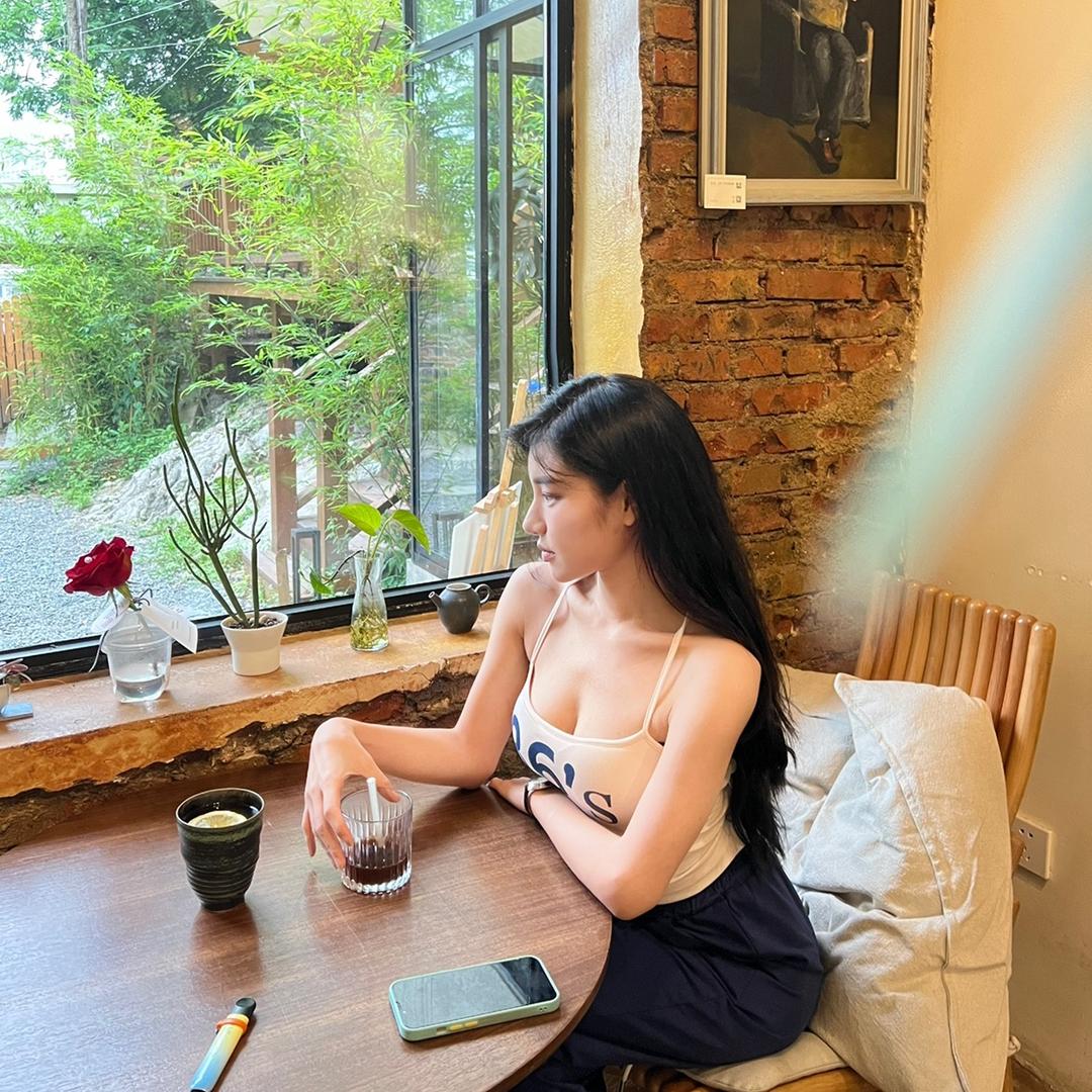 哑巴小姐姐