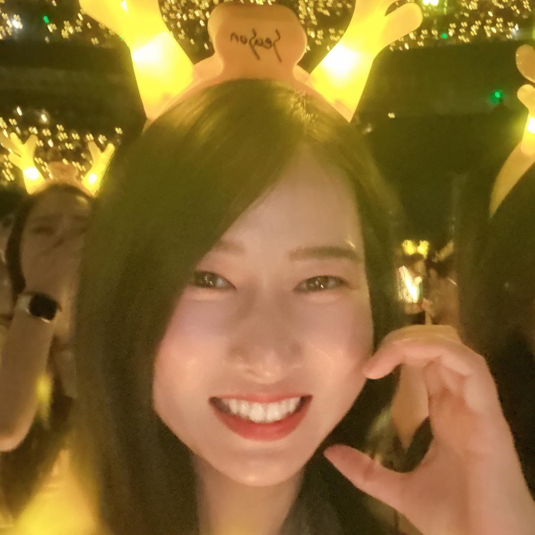 第五颗蓉树（见过鹿晗2次）