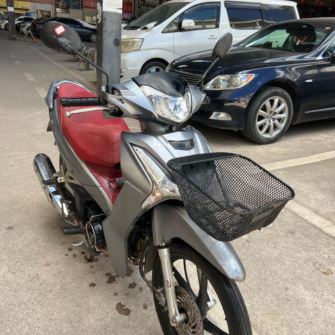回收二手摩托车09684333708
