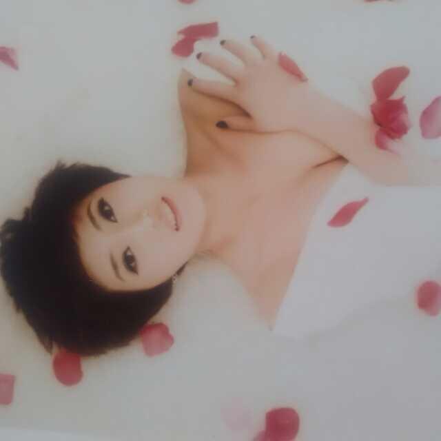 九