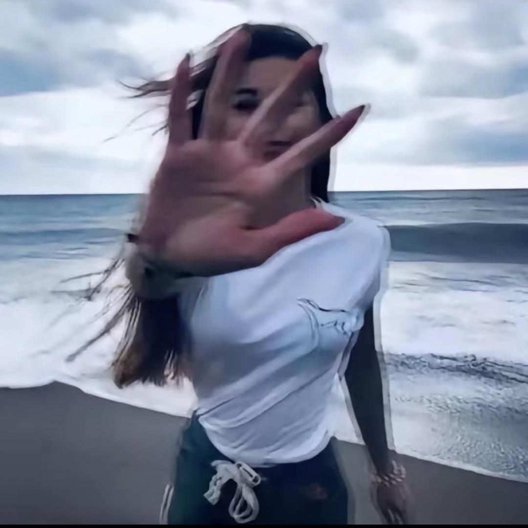 -Yuii7