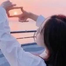 拽月