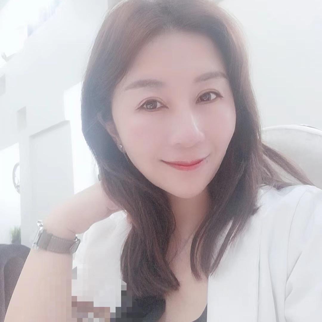 美学设计肖老师