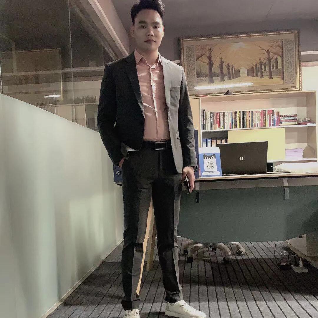 柳州市万泓汽车销售（柳州飞哥说车）