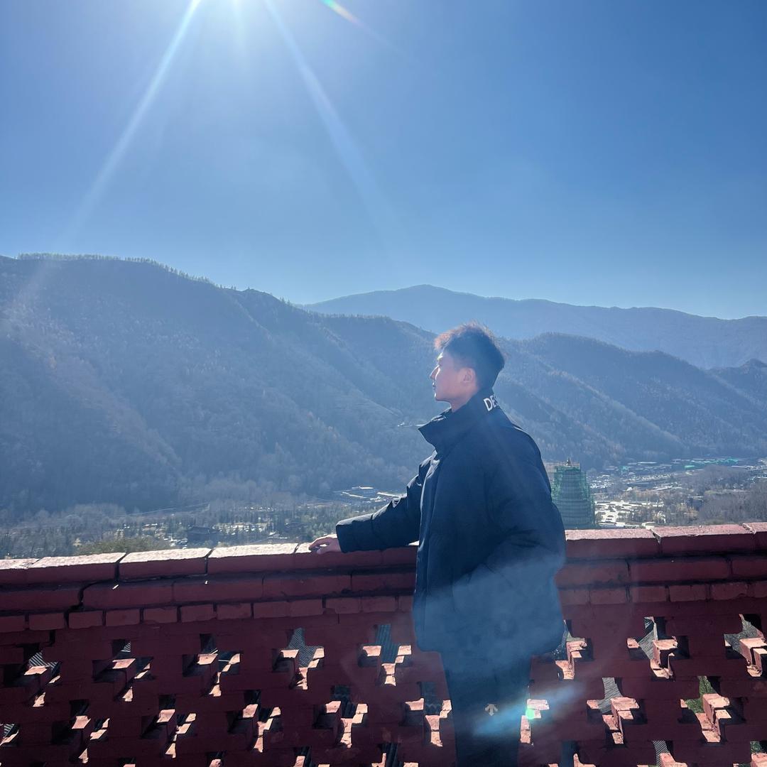 张小建🚴🎣🏃🧗