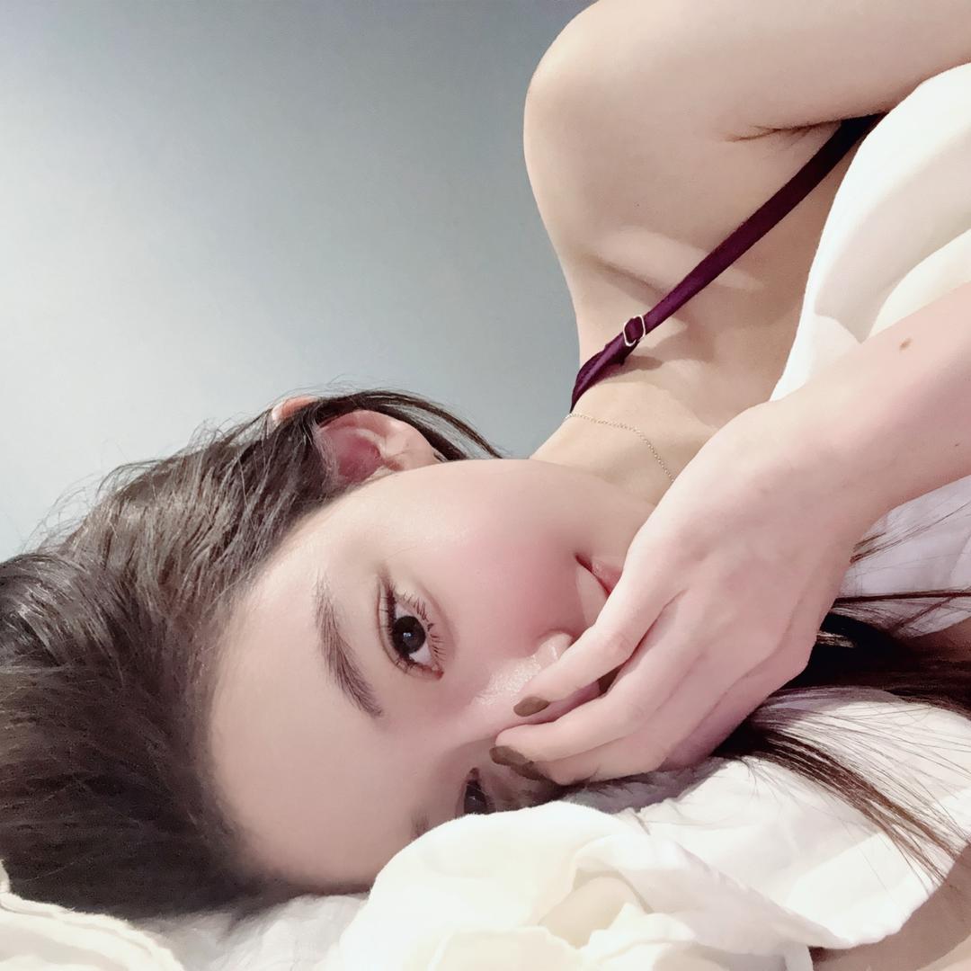 乐乐bb