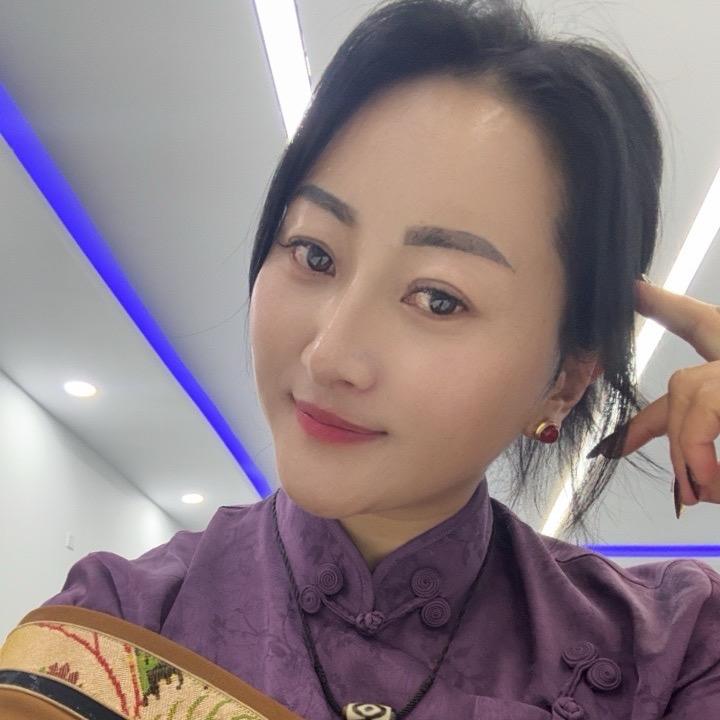 达孜藏帅服饰