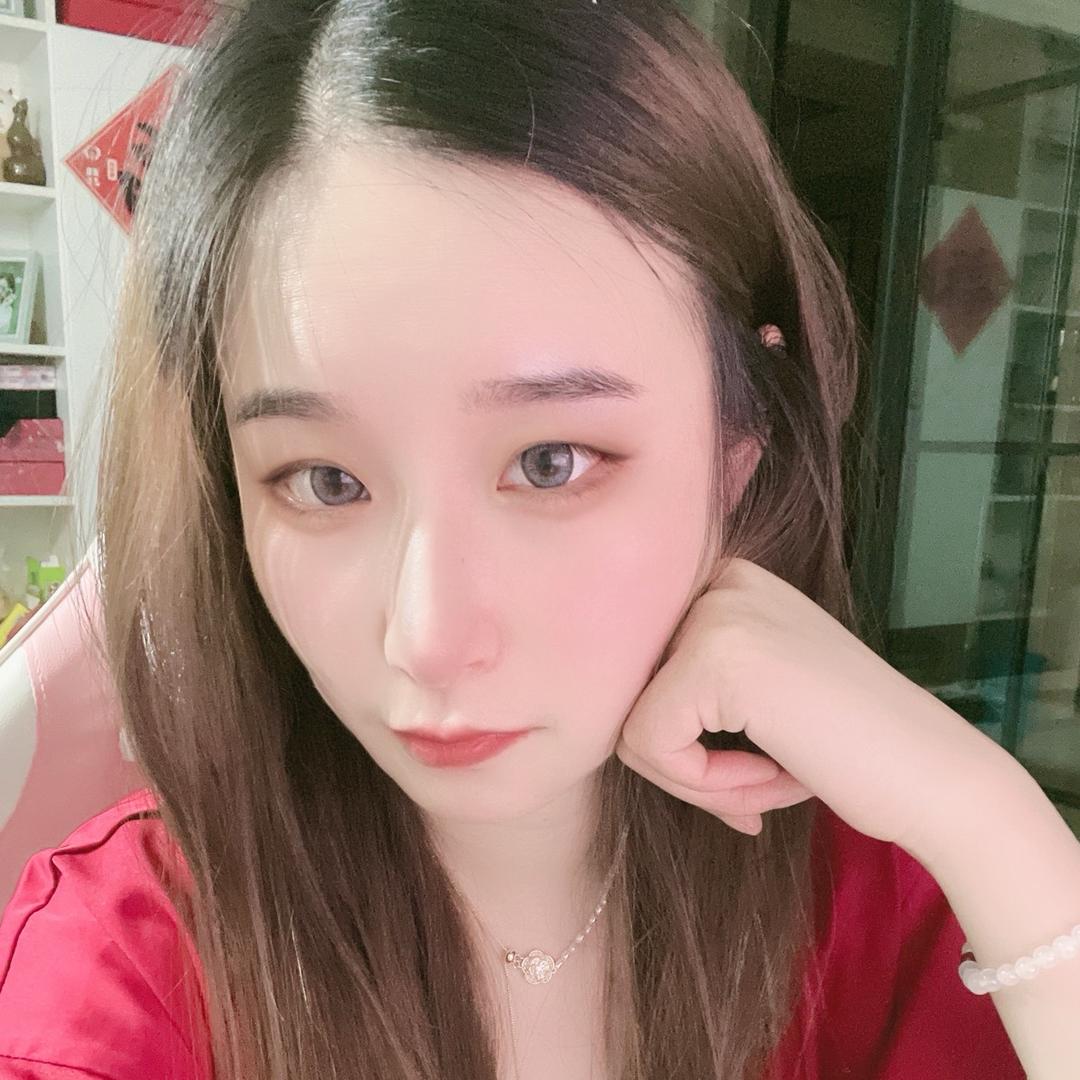 酒窝爱笑