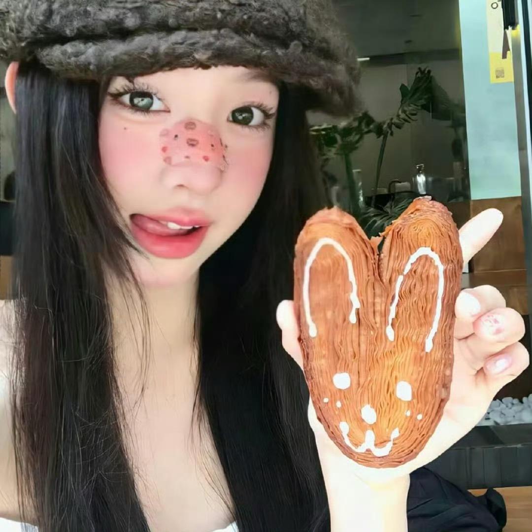 冲浪美少女