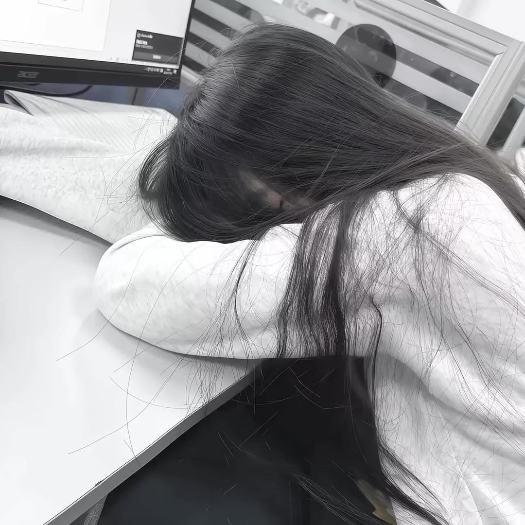醉尘思头像