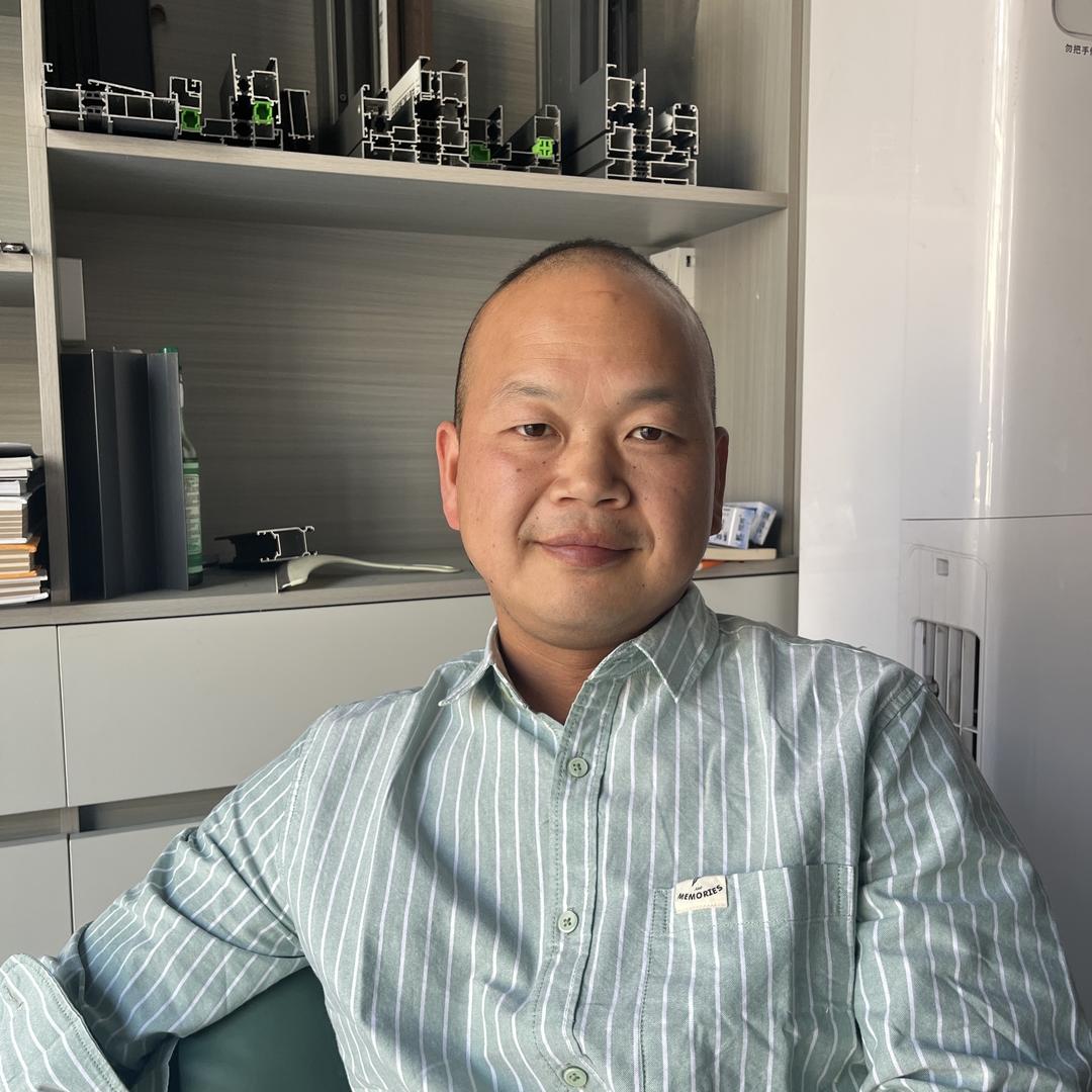 益阳门窗曾司令