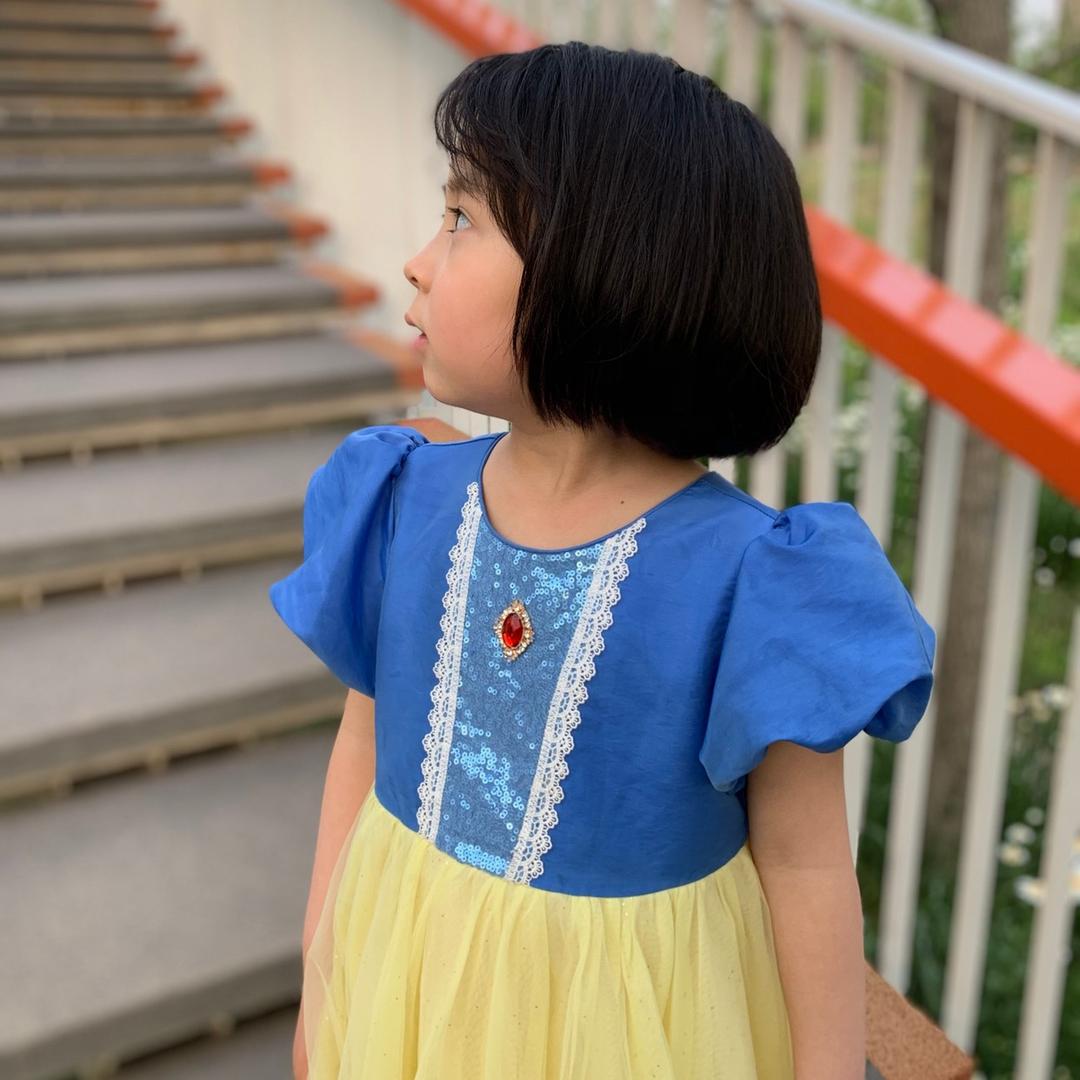悠悠姐姐和奶糖妹妹
