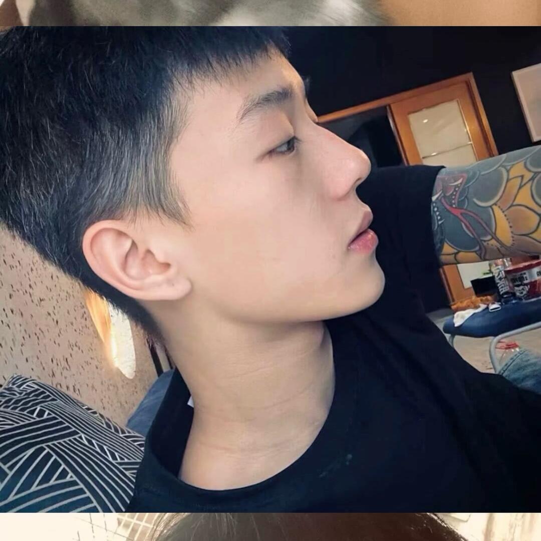 Hello梓皓