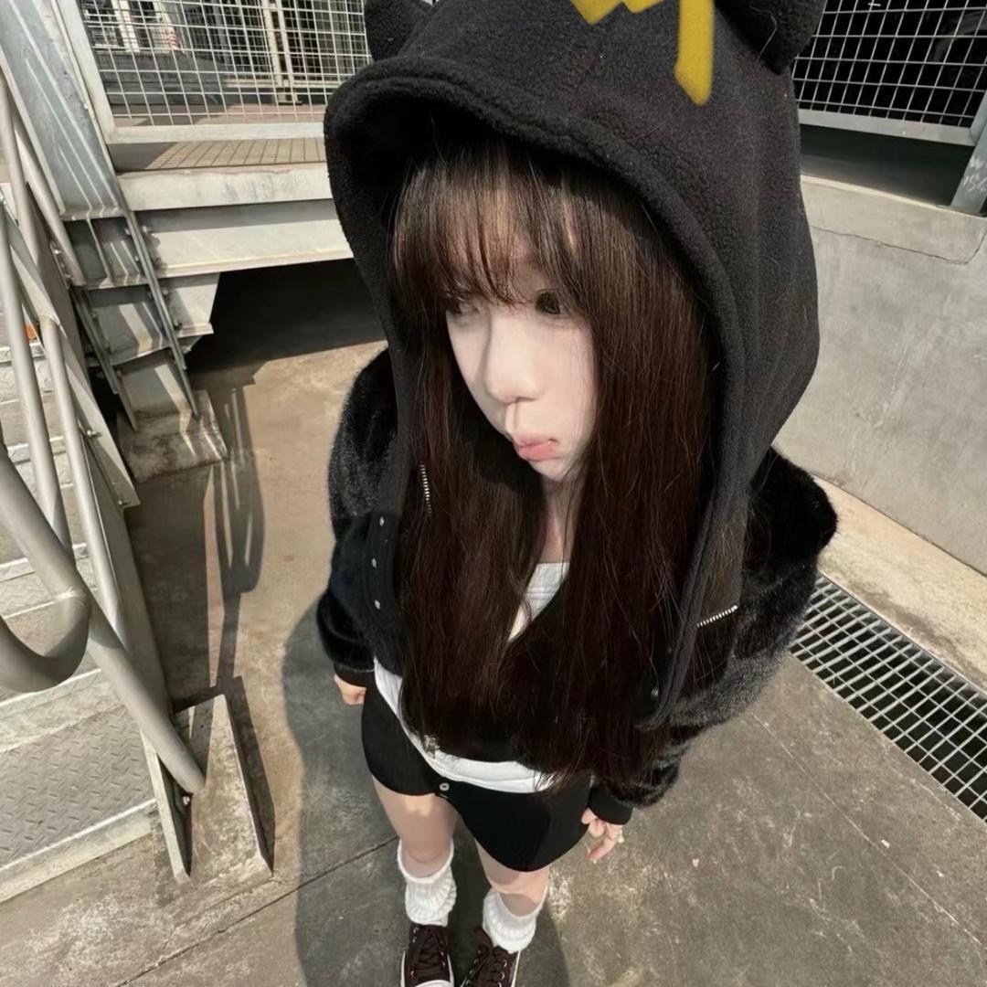 王闹闹^