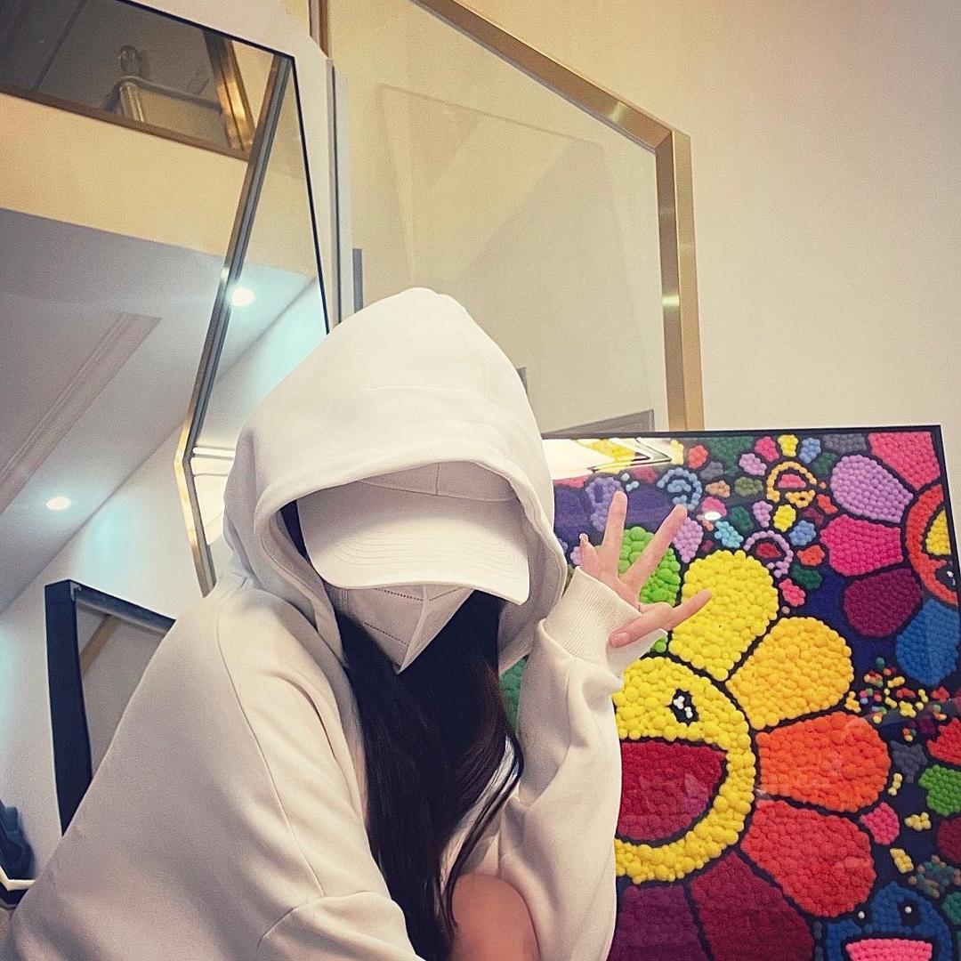 龙龙。