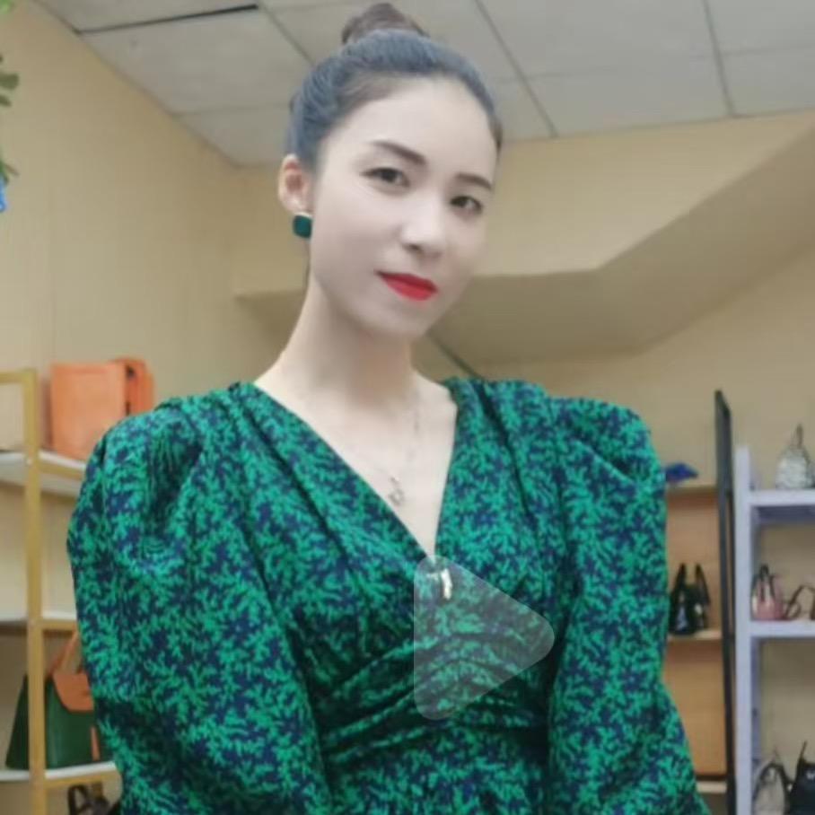 灵学箱包优选店
