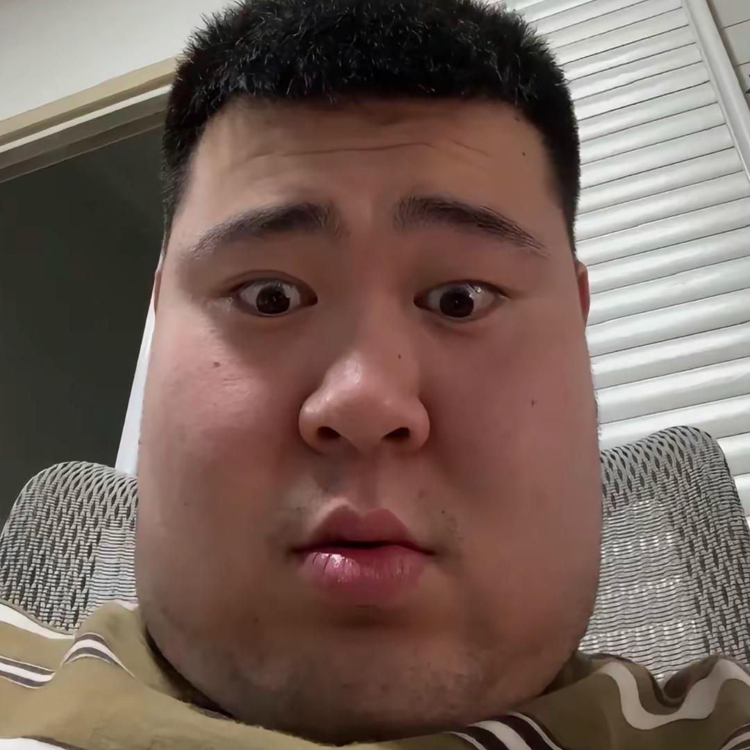 讨厌裤衩卡屁股缝子