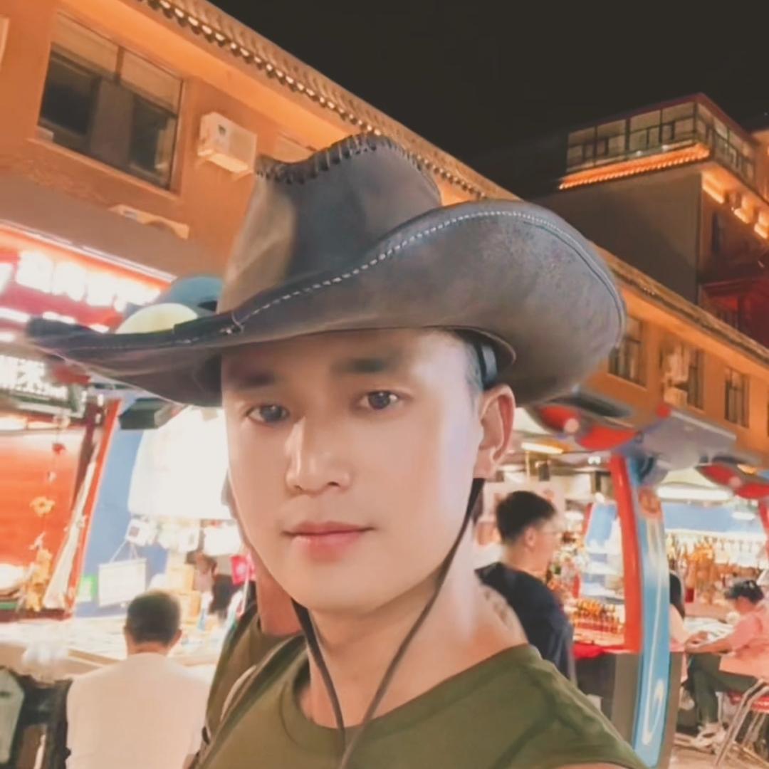 自由兵站🇨🇳总部🚩罗富东