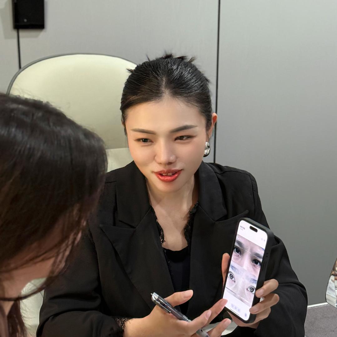 佛山林岳飞哥美姿坊美容