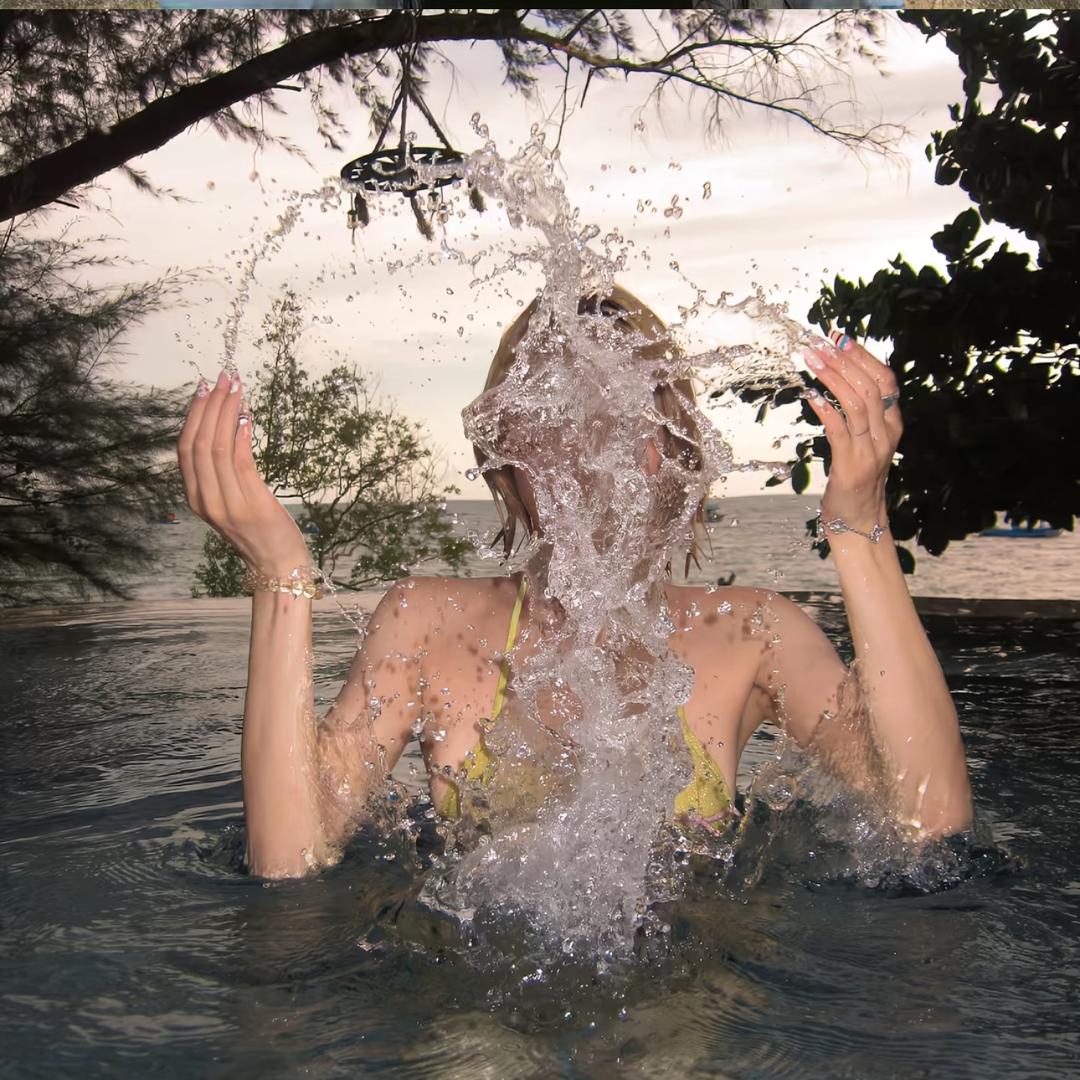 与有情人做快乐事.