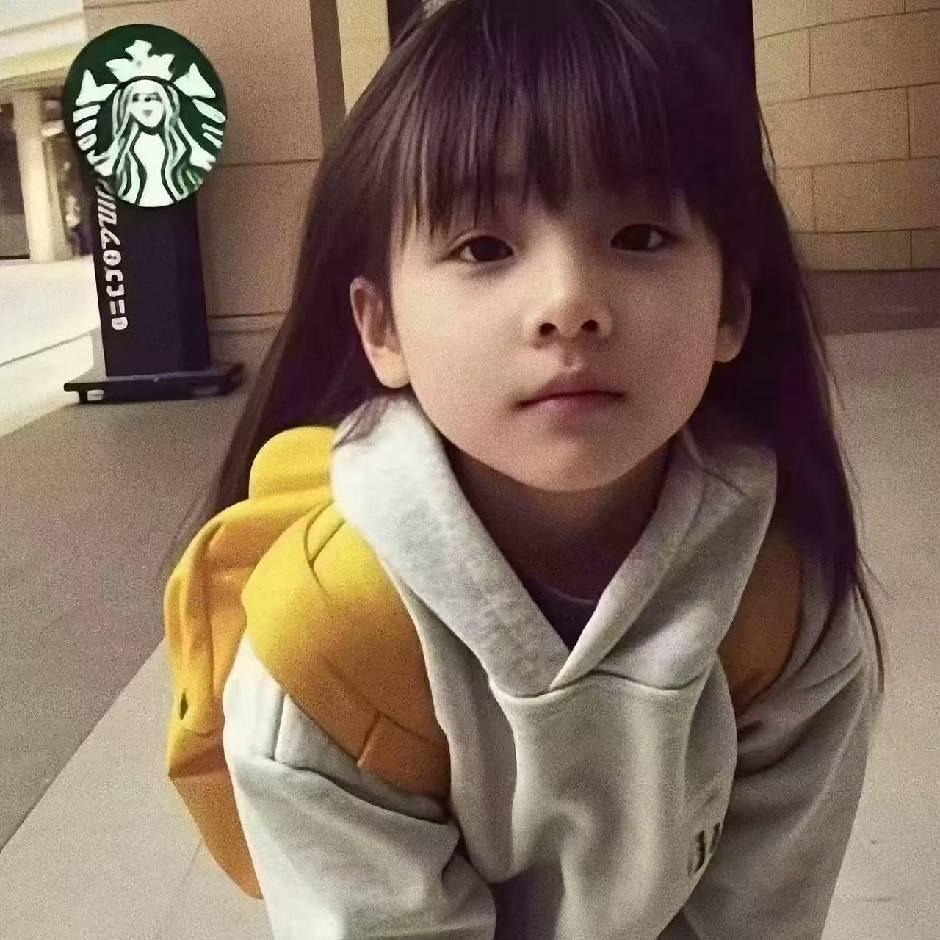 小彤
