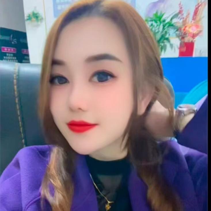 美容师梅子（红酒💜）