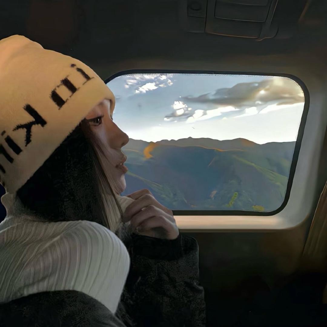 周周'◡'.