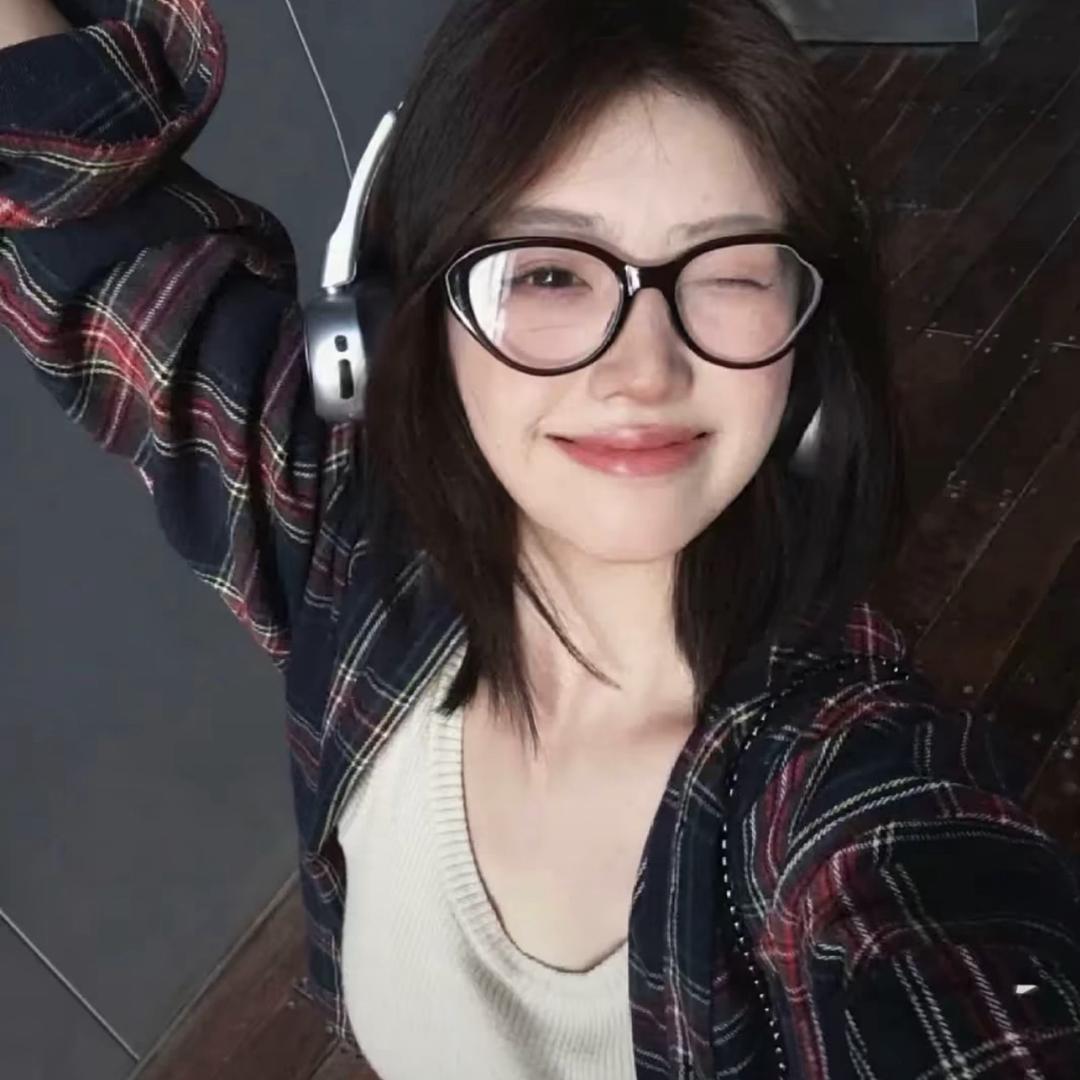 怡.